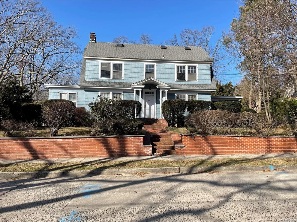 Unit for sale at 45 Sammis Street, Huntington, NY 11743