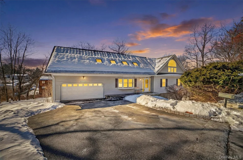 Unit for sale at 9 Carol Court, Cortlandt, NY 10520