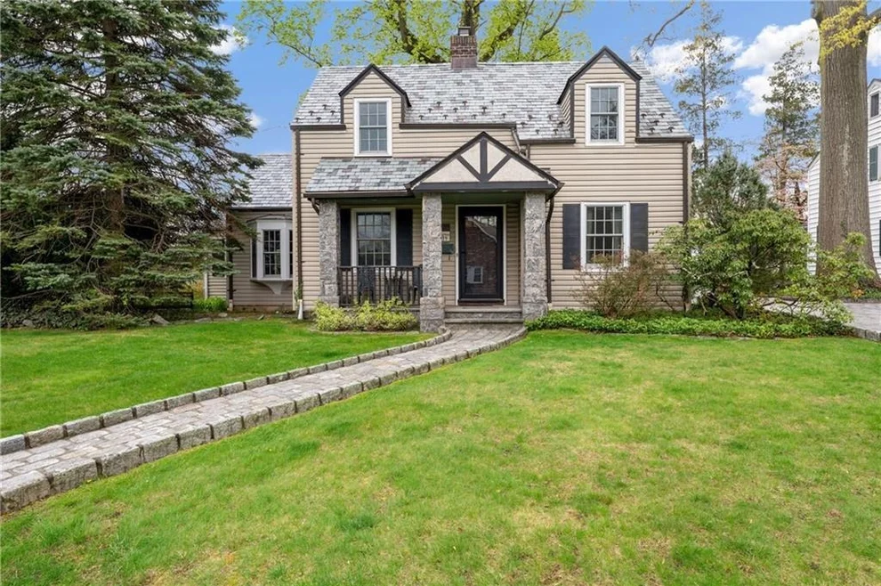Unit for sale at 94 Overlook Avenue, Eastchester, NY 10709