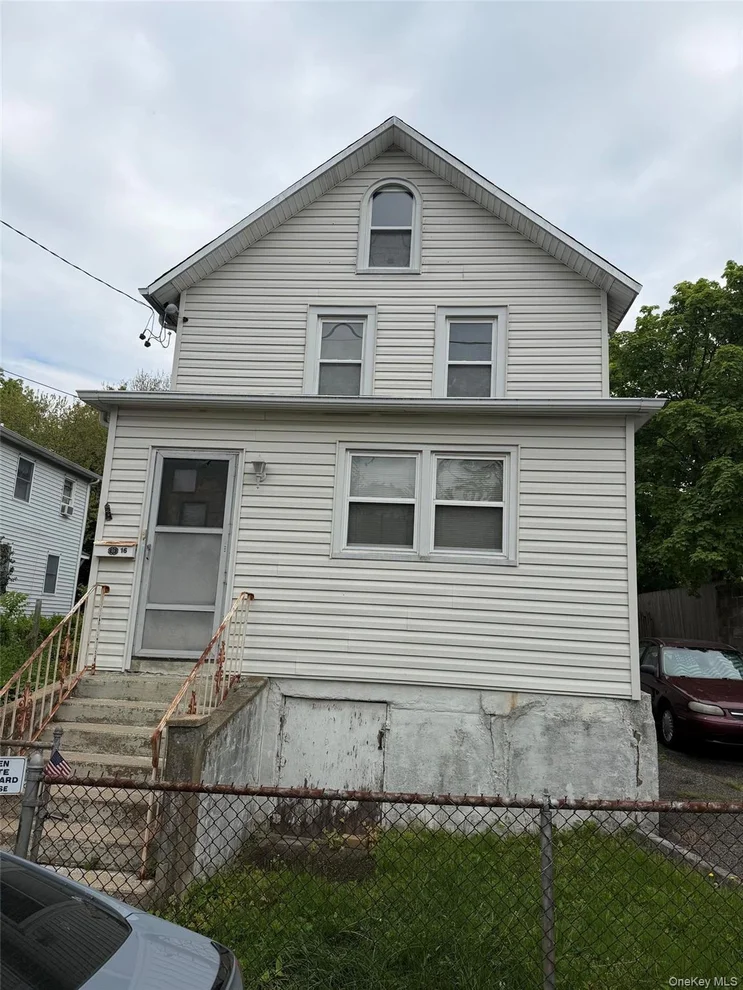 Unit for sale at 16 White Street, Oyster Bay, NY 11771
