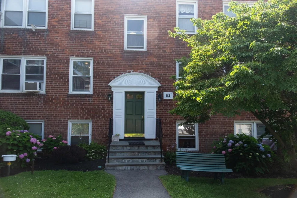 Unit for sale at 95 N Broadway, White Plains, NY 10603