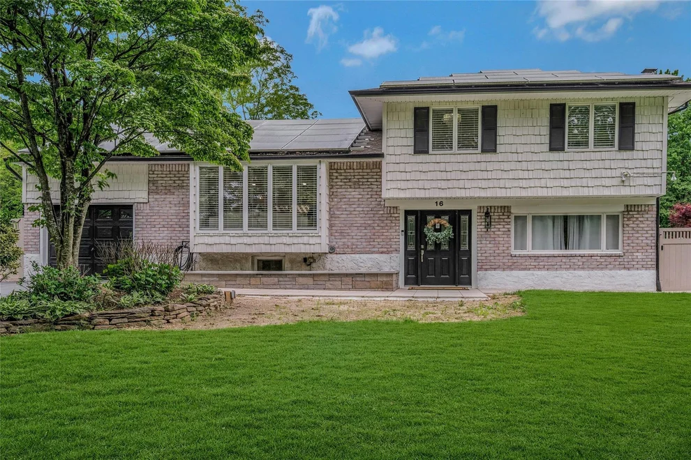 Unit for sale at 16 Graystone Drive, Huntington, NY 11731
