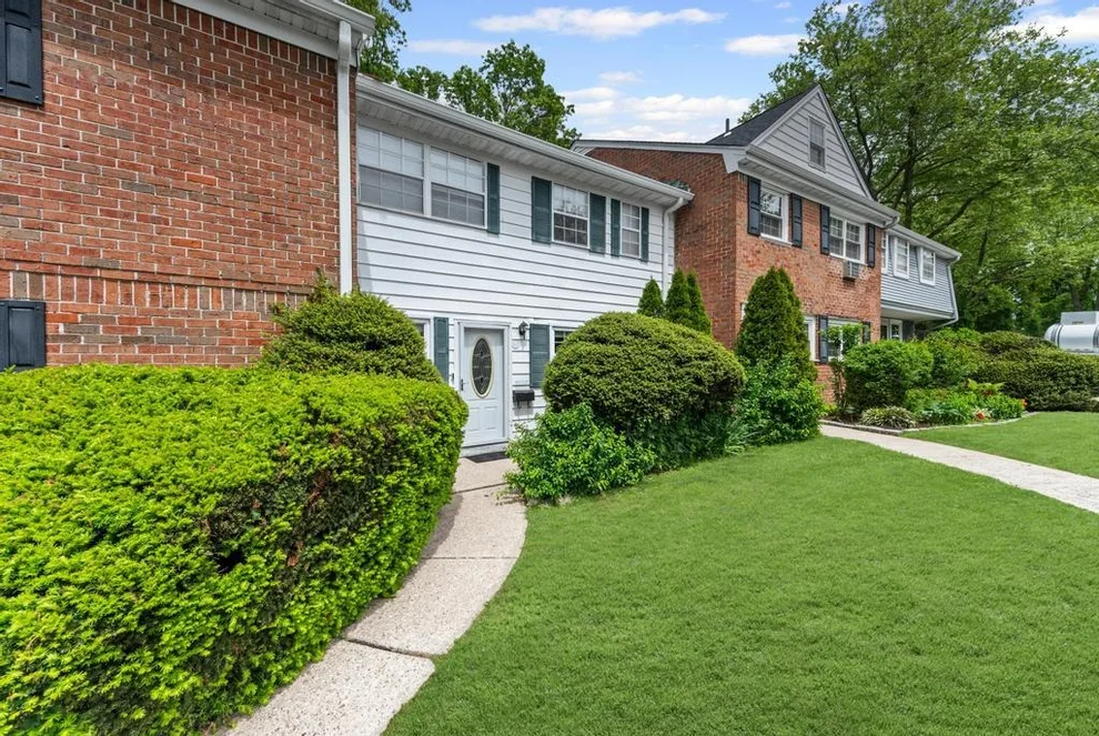 Unit for sale at 804 Towne House Village, Smithtown, NY 11788