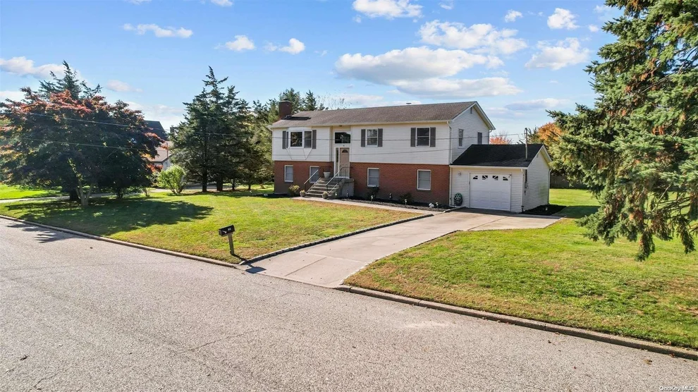 Unit for sale at 38 Dolphin Way, Riverhead, NY 11901