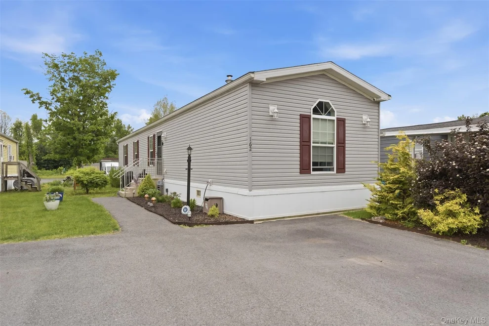 Photo of 621 Sheafe Road, Poughkeepsie, NY 12601