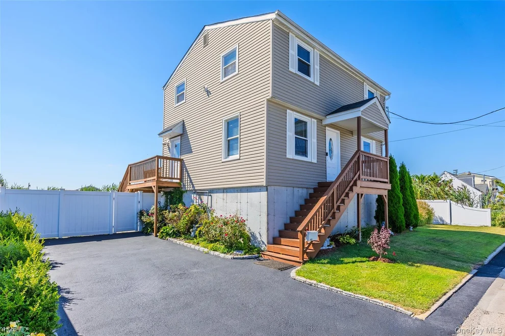 Unit for sale at 853 S Bay Street, Babylon, NY 11757
