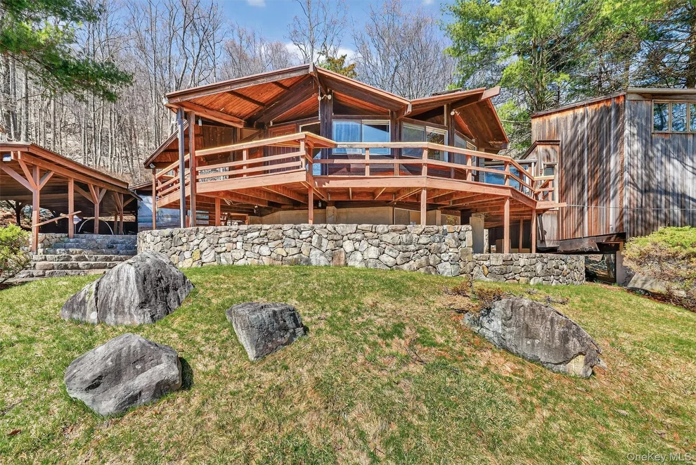 Unit for sale at 29 Lakeview Drive, Stony Point, NY 10986