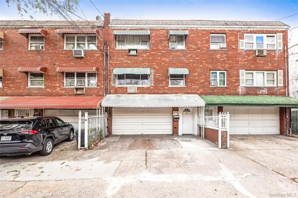 Unit for sale at 627 Commonwealth Avenue, New York, NY 10473
