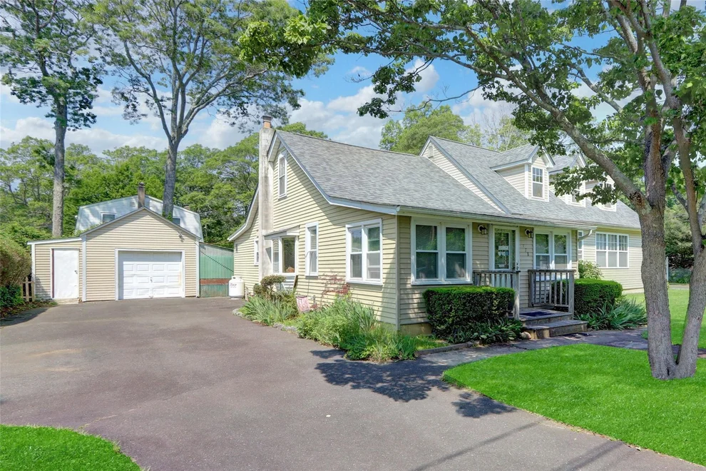 Unit for sale at 178 Magnolia Drive, Brookhaven, NY 11951