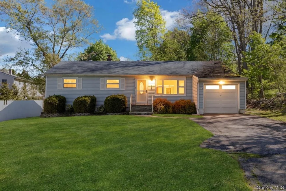 Unit for sale at 2 Onondaga Drive, Wappinger, NY 12590
