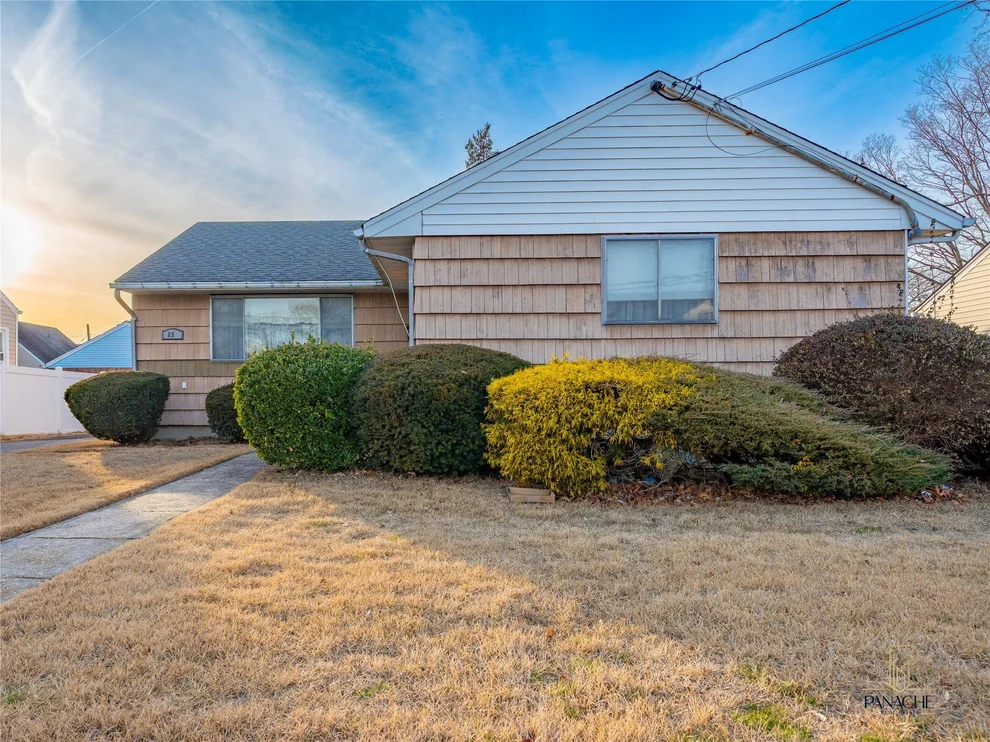 Unit for sale at 89 Virginia Avenue, Hempstead, NY 11550