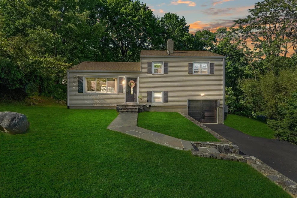 Unit for sale at 10 Ridge Road, Cortlandt, NY 10567