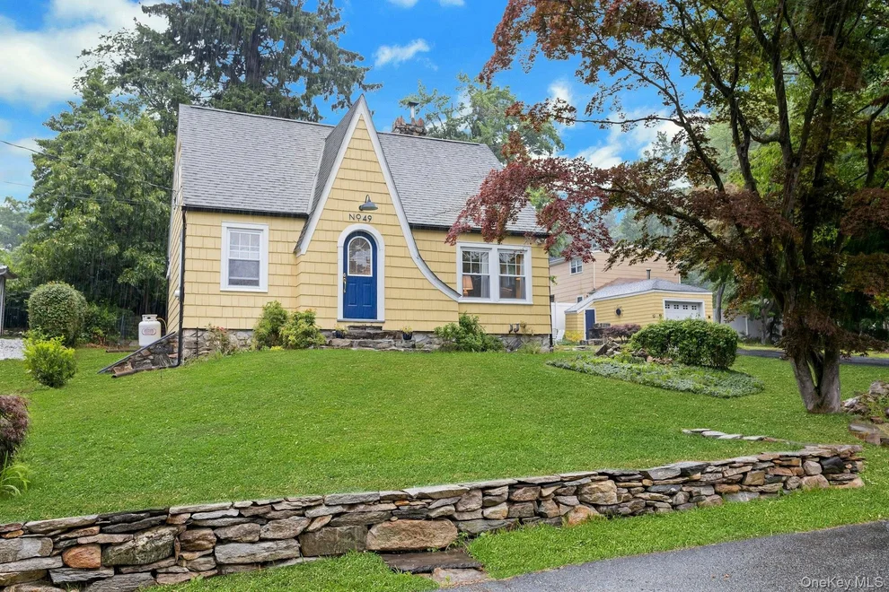 Unit for sale at 49 Lakeview Drive, Putnam Valley, NY 10579
