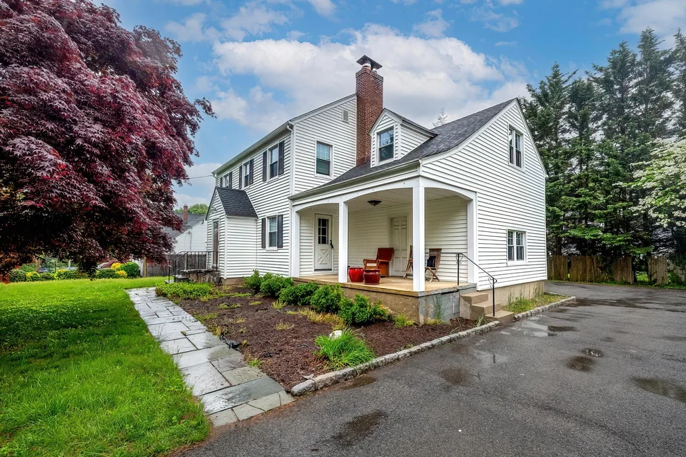 Unit for sale at 545 Ridgeway, White Plains, NY 10605