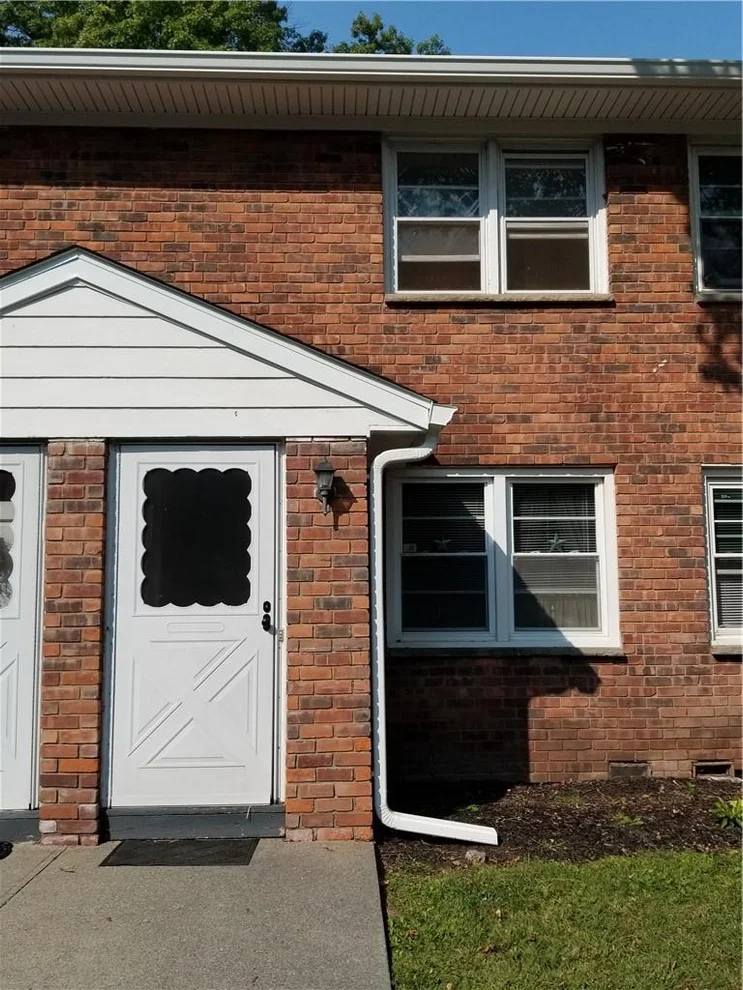Unit for sale at 2710 South Road, Poughkeepsie (Town), NY 12601