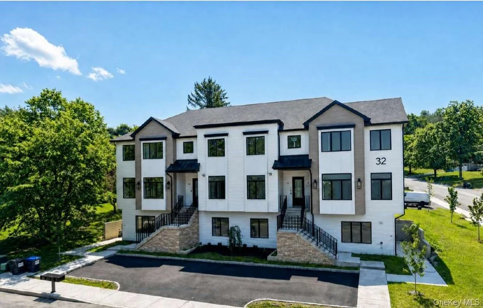 Unit for sale at 32 Virginia Avenue, Blooming Grove, NY 10950
