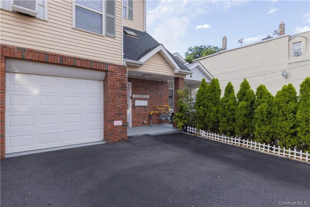 Unit for sale at 3 Orchard Street, Yonkers, NY 10703