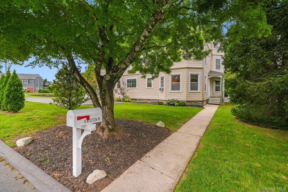 Unit for sale at 8 Bolton Place, Rye Town, NY 10573