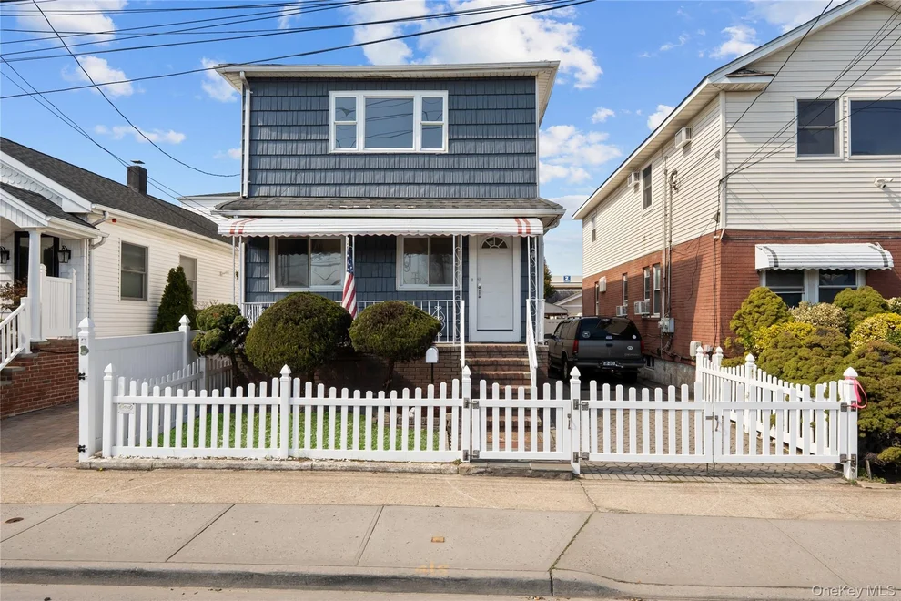 Unit for sale at 224 W Broadway, Hempstead, NY 11096