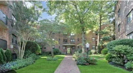 Unit for sale at 50 Brompton, North Hempstead, NY 11021