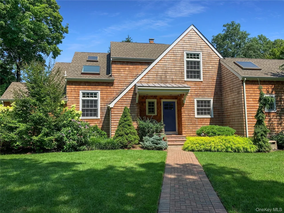 Unit for sale at 9 Wallace Lane, Brookhaven, NY 11719