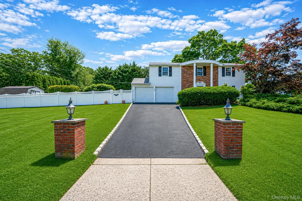 Unit for sale at 2 Barry Lane, Brookhaven, NY 11766