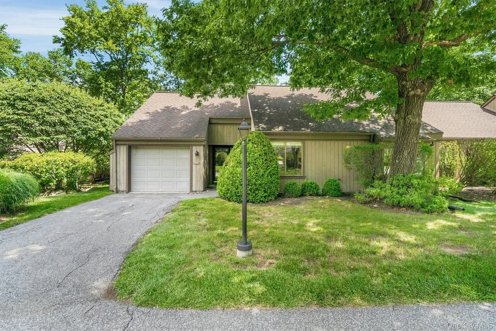 Unit for sale at 371 Heritage Hills, Somers, NY 10589