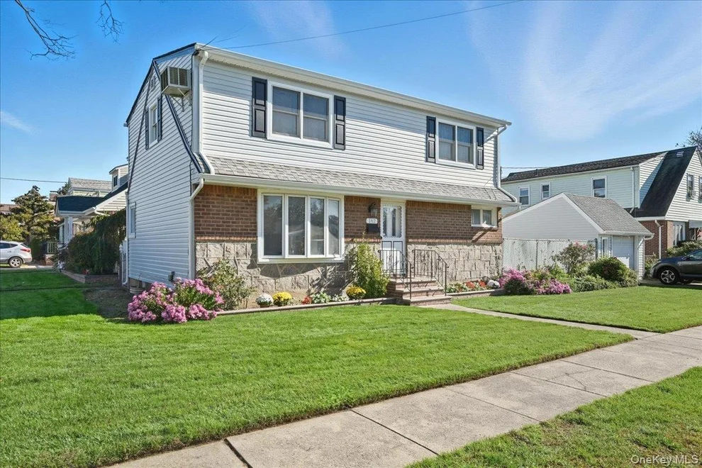 Unit for sale at 162 Crown Avenue, Hempstead, NY 11003