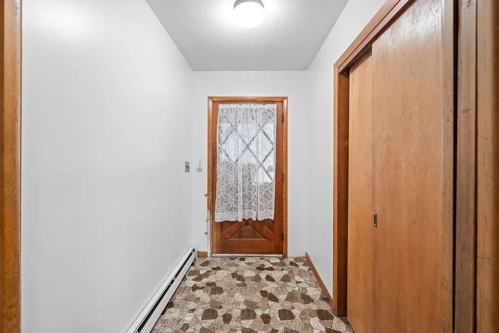 Unit for sale at 945 Stoneleigh Ave, Carmel, NY 10512