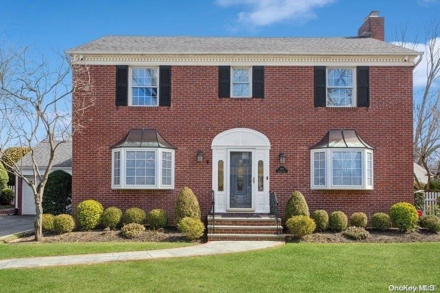 Unit for sale at 109 Roxbury Road, Hempstead, NY 11530