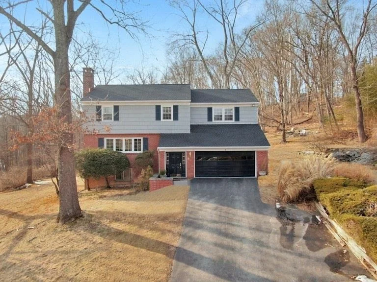 Unit for sale at 3 Courtmel Road, New Castle, NY 10549