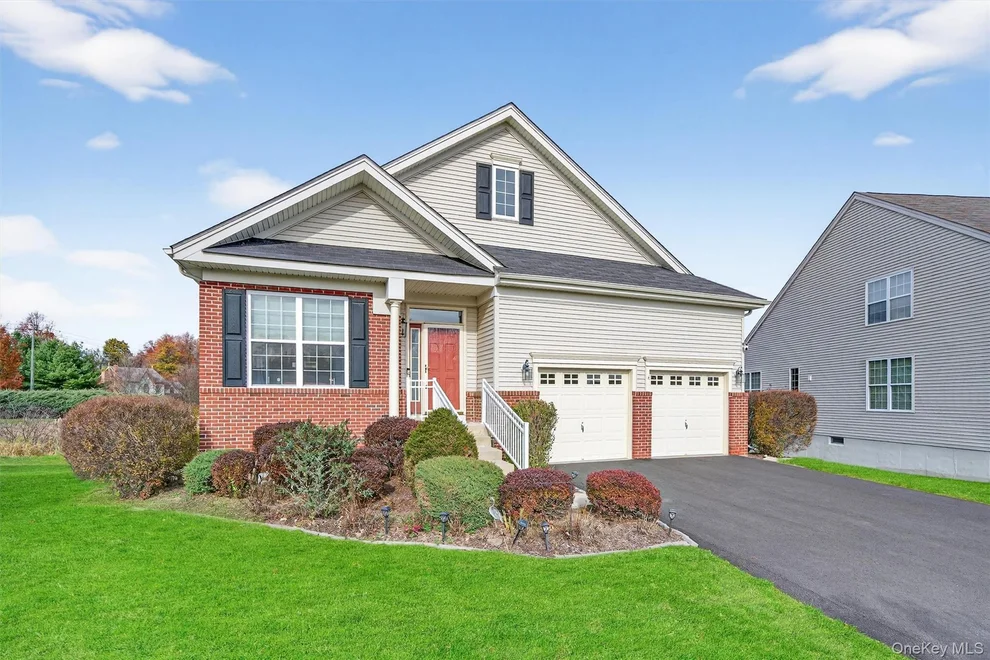 Unit for sale at 24 Juniper Circle, Wallkill, NY 10940