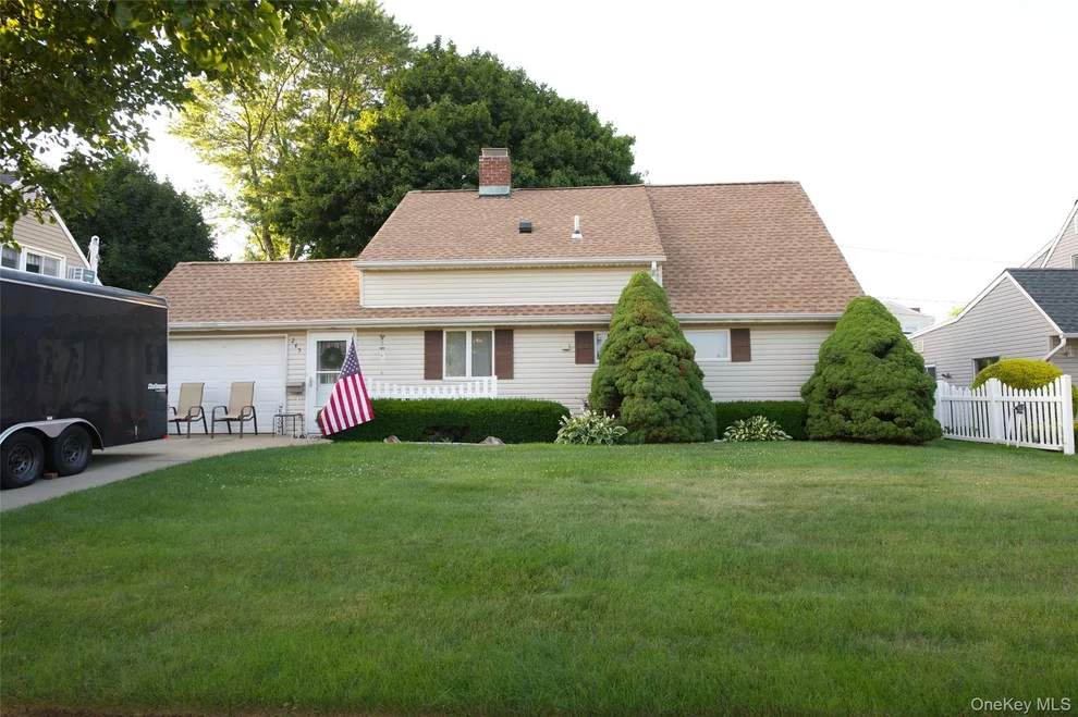 Unit for sale at 245 Sprucewood Drive, Hempstead, NY 11756