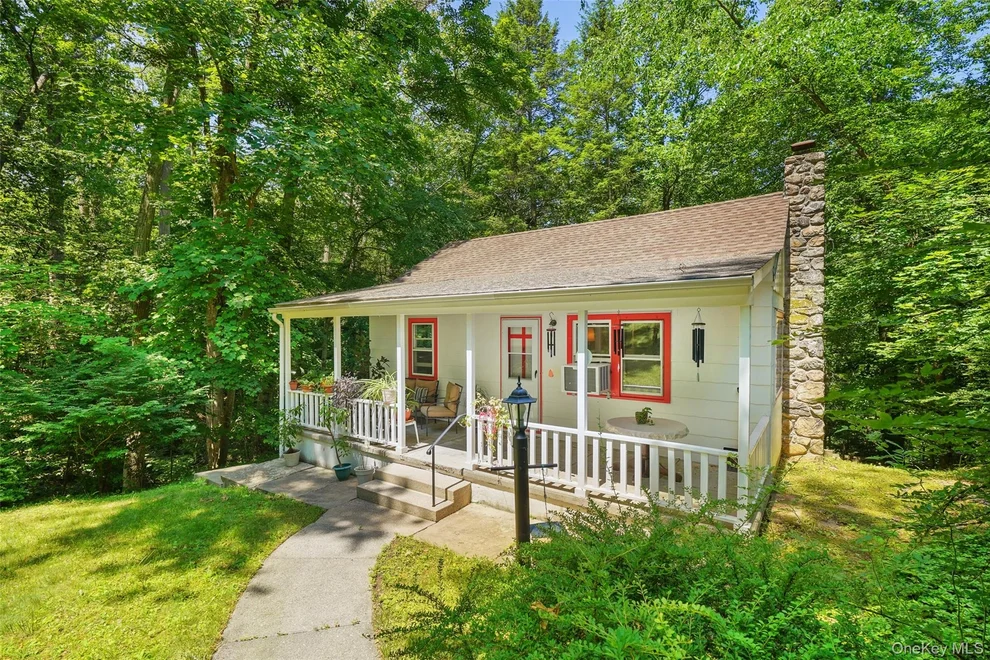 Unit for sale at 1017 Quaker Bridge Road E, Cortlandt, NY 10567