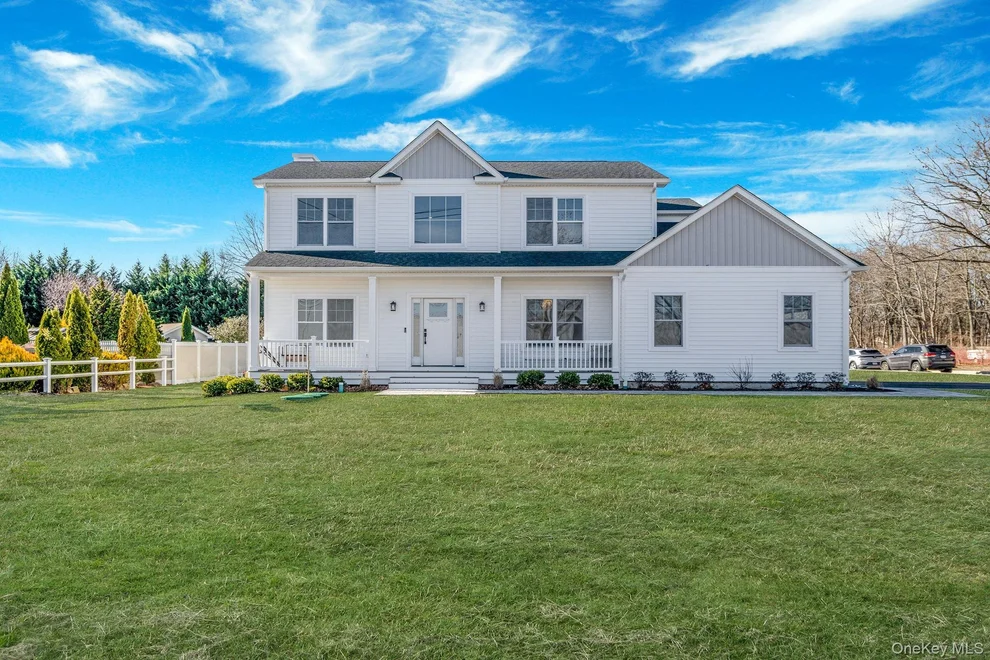 Unit for sale at 64 Blydenburgh Road, Brookhaven, NY 11720