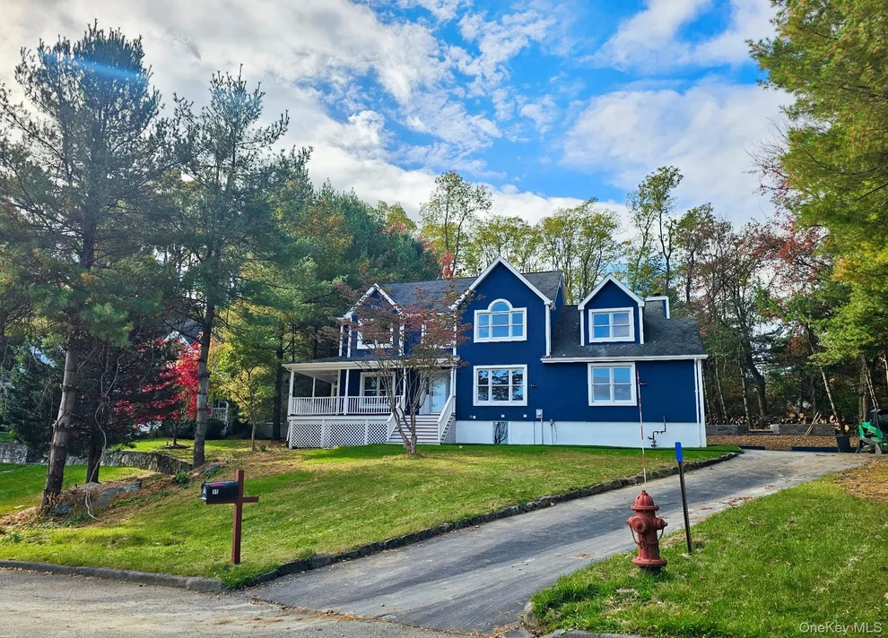 Unit for sale at 95 Wellington Court, Yorktown, NY 10598