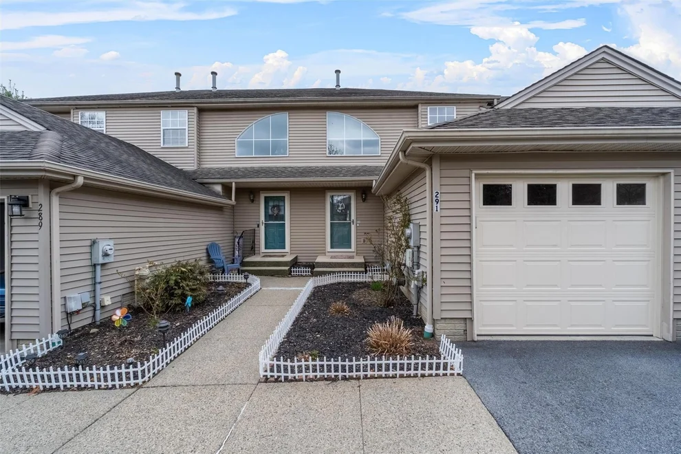 Unit for sale at 291 Crestwood Court, Fishkill, NY 12524