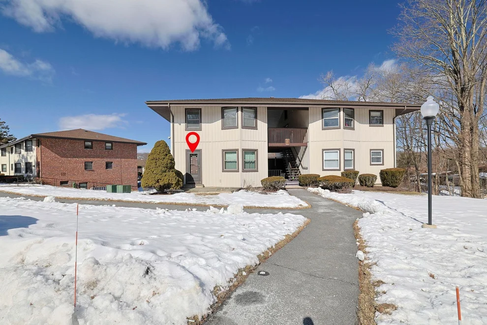 Unit for sale at 14D Essex Place, Yorktown, NY 10598