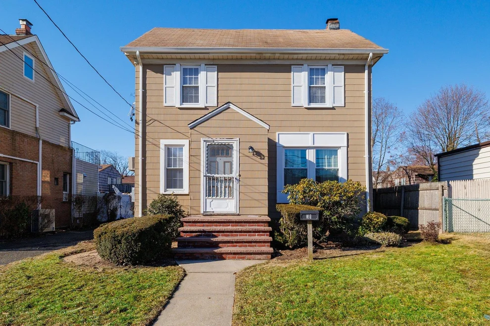 Unit for sale at 31 Pennsylvania Avenue, Hempstead, NY 11520