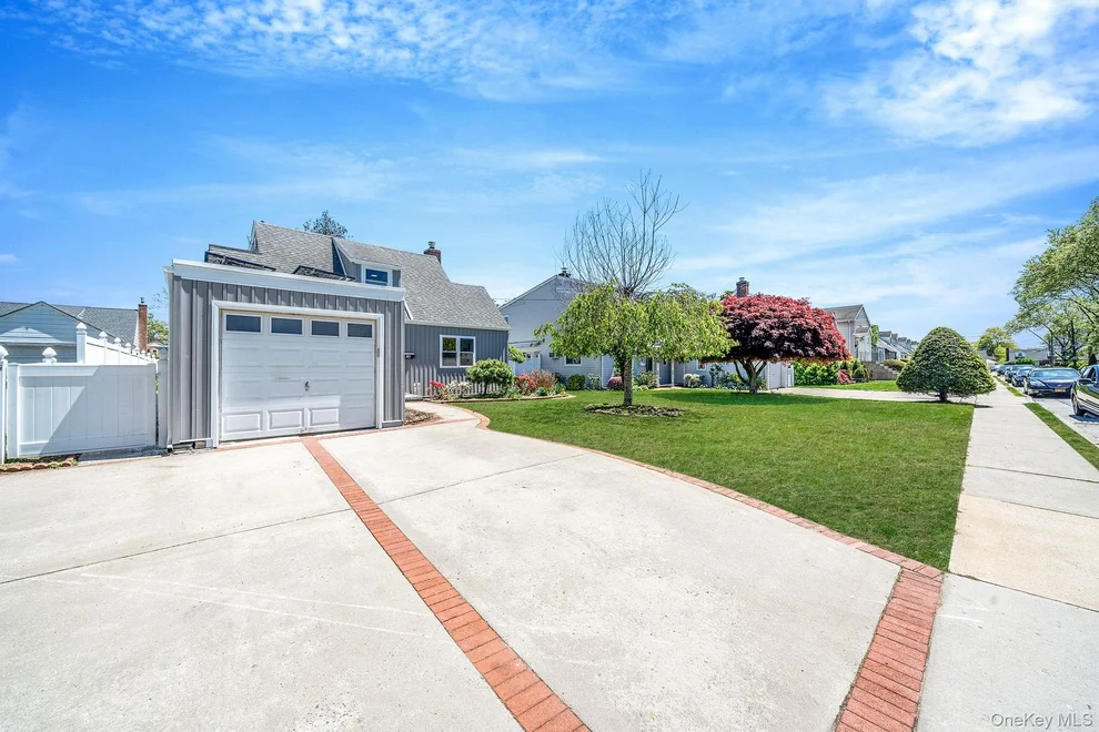 Unit for sale at 16 Hapsburg Place, Hempstead, NY 11550