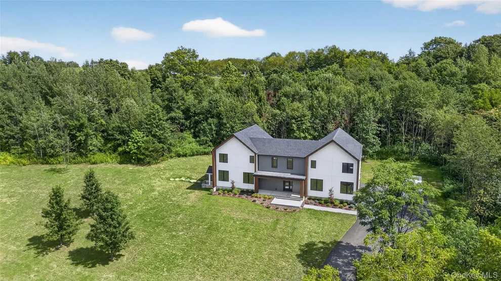 Unit for sale at 1 Warwick Isle Boulevard, Warwick (Town), NY 10969
