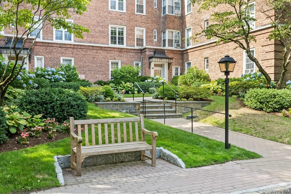 Unit for sale at 1 Midland Gardens, Eastchester, NY 10708