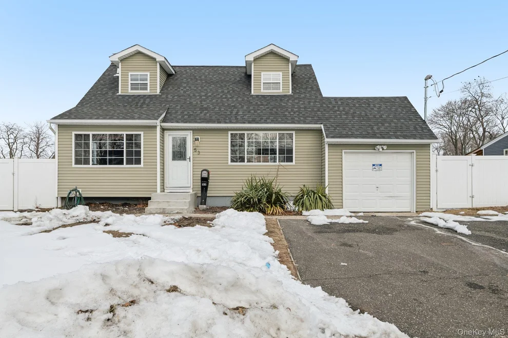 Unit for sale at 53 Hickory Street, Islip, NY 11722
