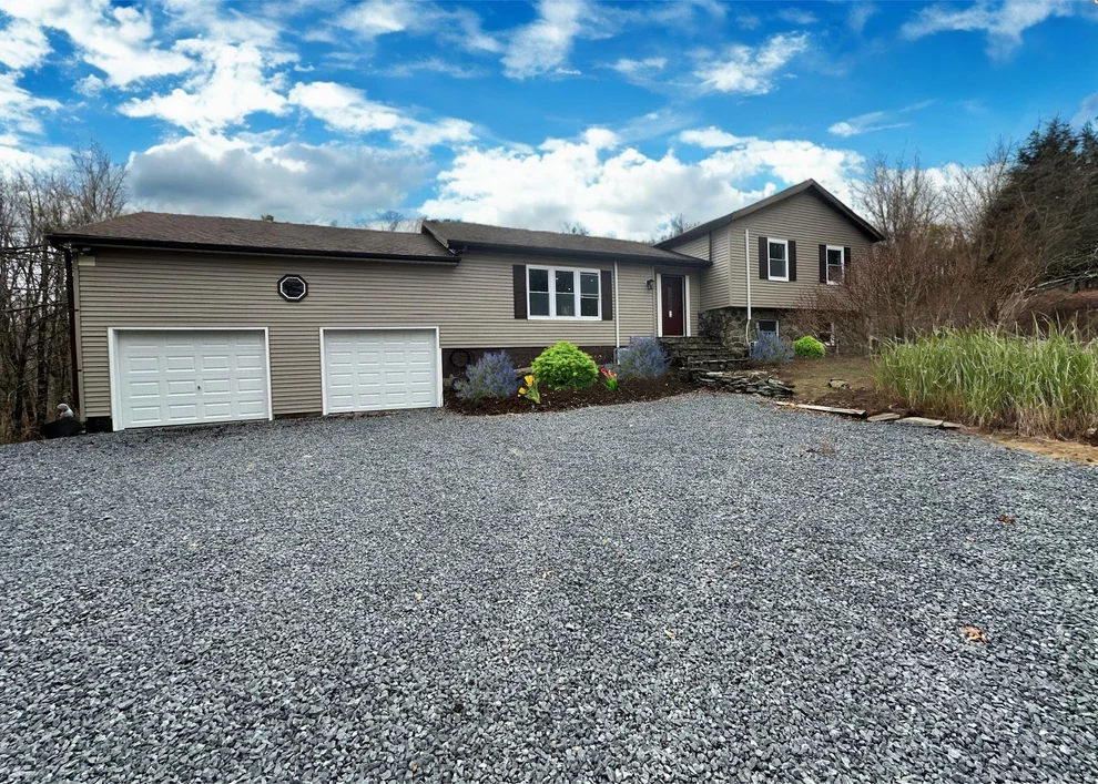 Unit for sale at 1145 Willow Brook Road, Milan, NY 12571