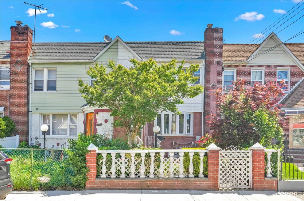 Unit for sale at 113-23 204th Street, New York, NY 11412