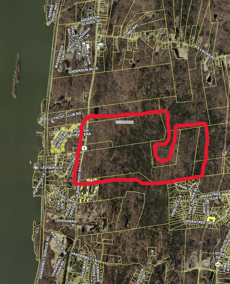 Unit for sale at 4714 Albany Post Road, Hyde Park, NY 12538