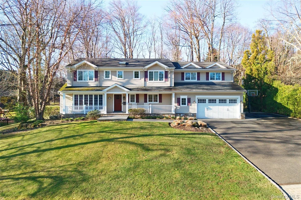 Unit for sale at 330 Chestnut Drive, North Hempstead, NY 11576