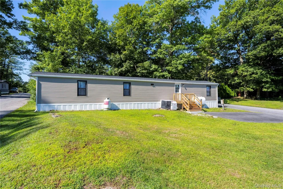 Unit for sale at 15 Julia ln, Fishkill, NY 12508