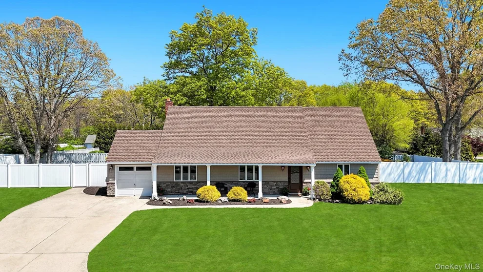Unit for sale at 237 Oakland Avenue, Brookhaven, NY 11764