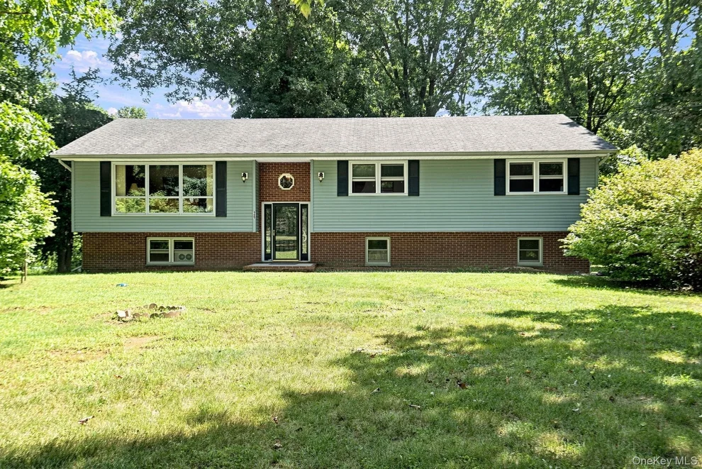 Unit for sale at 26 Woods Road, Philipstown, NY 10516